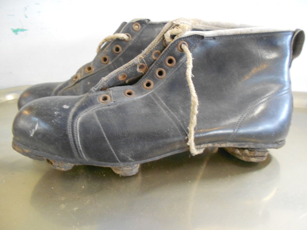 Scarpe da calcio vintage sale